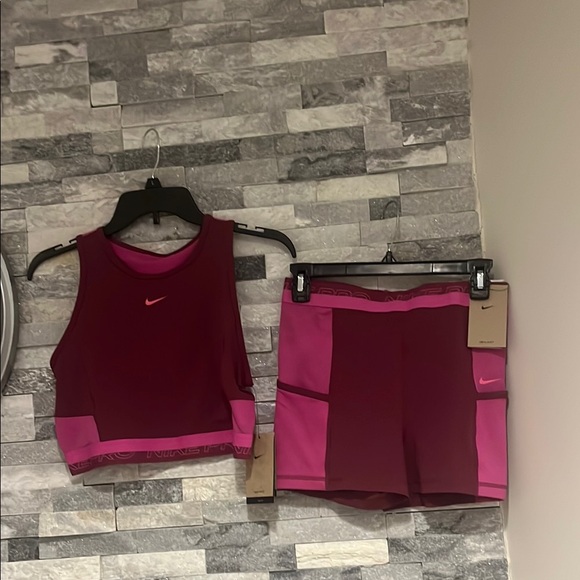 Nike Pants - !!New Arrival!! Nike Pro women's matching set